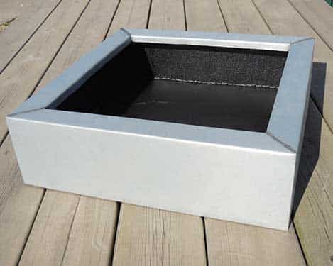 bac à plantes aquatiques ou carnivores en zinc avec revêtemnt intérieur